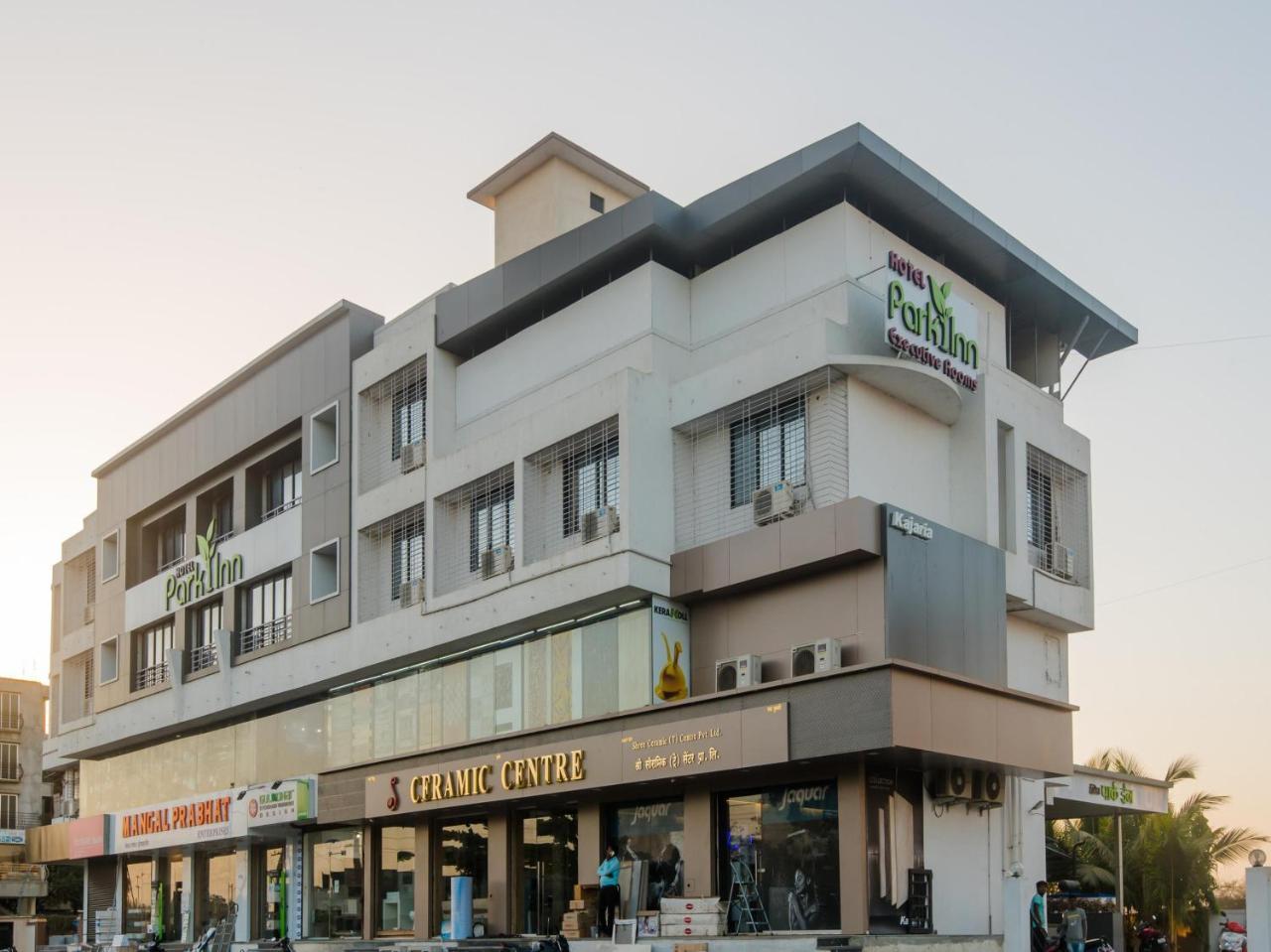 Hotel Park Inn Vasai Ngoại thất bức ảnh